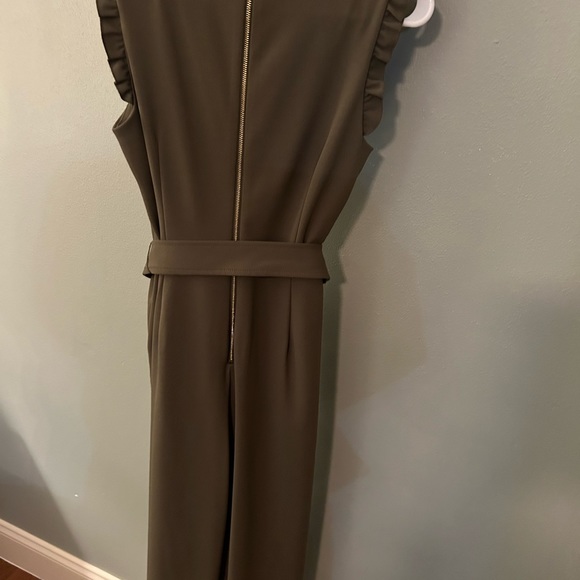 Calvin Klein Jumpsuit (w/pockets), cropped length. New w/out tags, never worn. - Picture 2 of 4